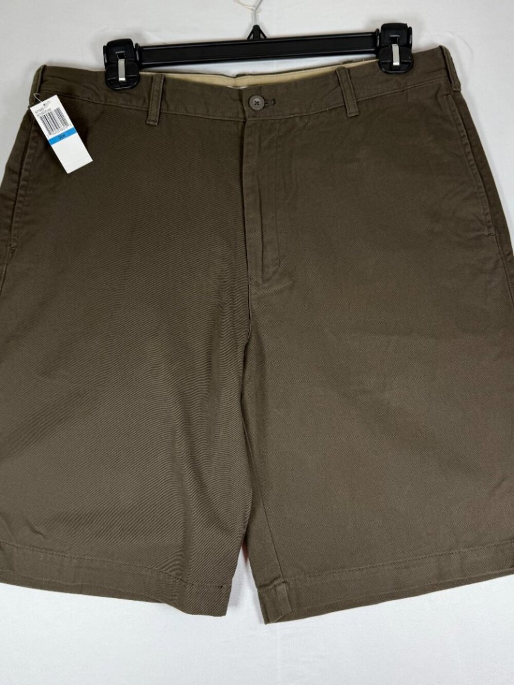 NWT Van Heusen Chinos Shorts Men's 36 Khaki Flat Front 100% Cotton Casual Golf